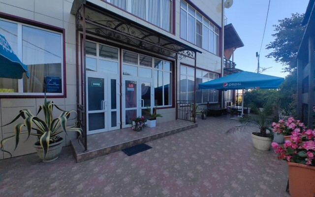 ArtHome Guest House