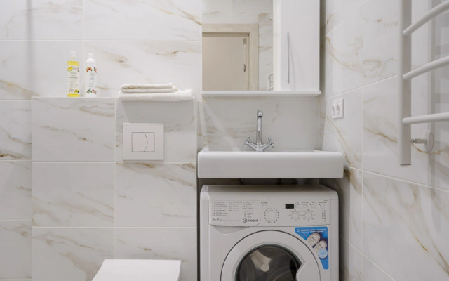 Uluchshennaya Studiya S Vidom Na Gorod Dom Smile Apartments
