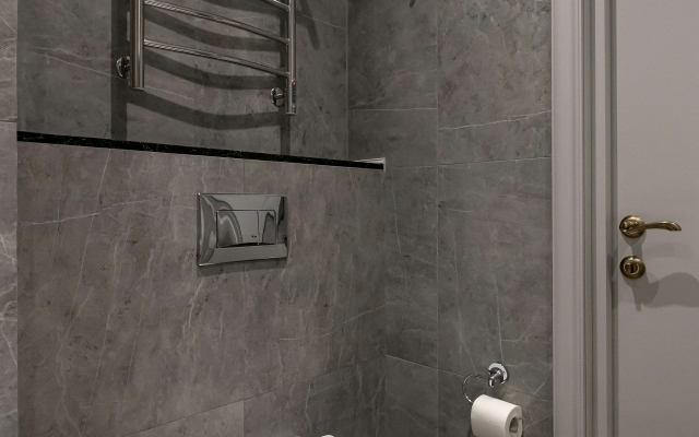 Level _marata Apartments