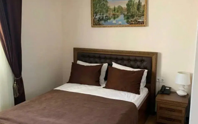 Imperiya Mini hotel