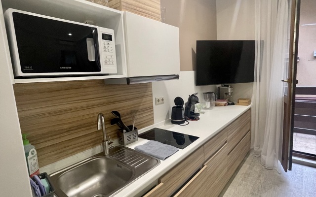 Квартира Двухкомнатная напротив ТЦ Горки Город