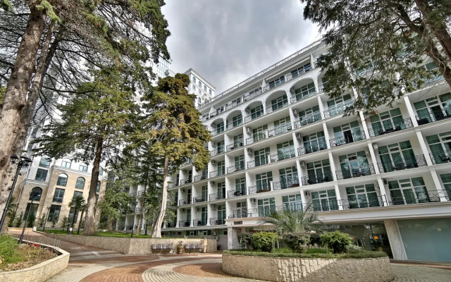 Pokrovskij park Uluchshennaya studiya 2 etazh Apartment
