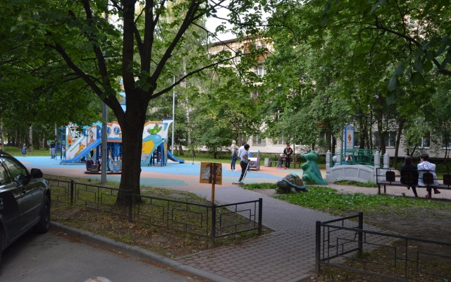 Kvartira U Metro Grazhdanskiy Prospekt Apartments
