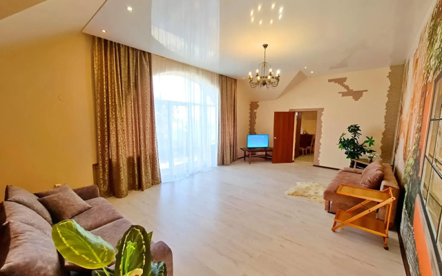 Частный дом Таунхаус со своим двором Кубанский Дворик 1