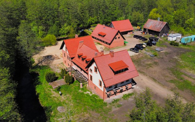 Kompleks Ekologicheskogo Turizma losinaya Dolina Pait Recreation Camp