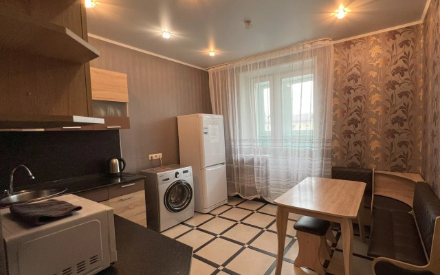 Na Ulitse Revolyutsii 3k1 Flat