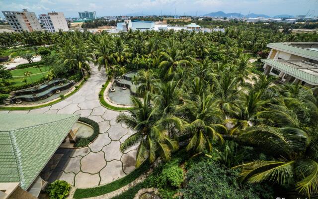 Olalani Resort  Hotel And Condotel