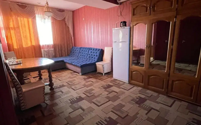 Na Naberezhnoy