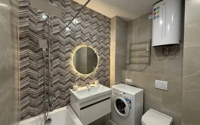 Novaya Uyutnaya Studiya V Tsentre Novosibirska Flat