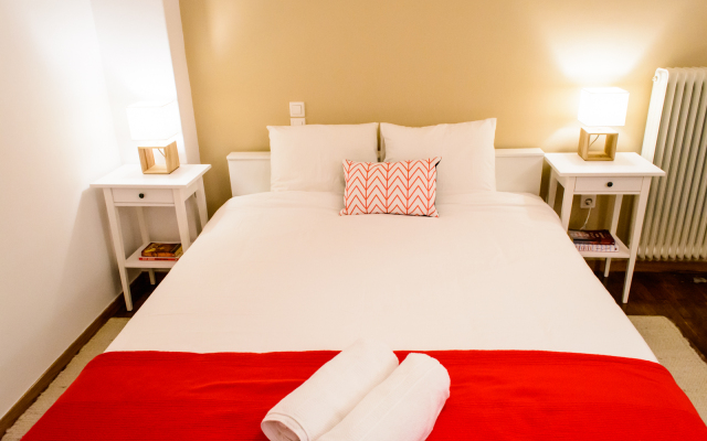 Cozy in Plaka Apartments