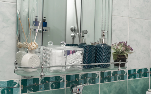 Апартаменты ВездеДома в самом центре Омска Яковлева 2