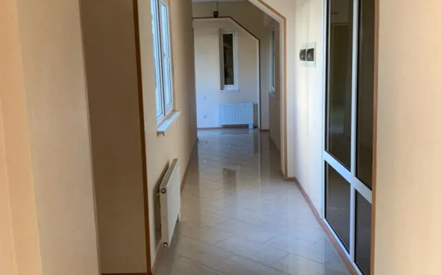 U morya 401 Apartments