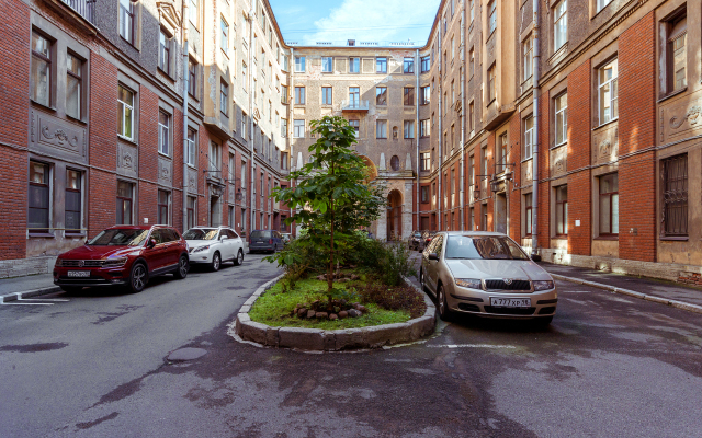 Апартаменты в Толстовском доме