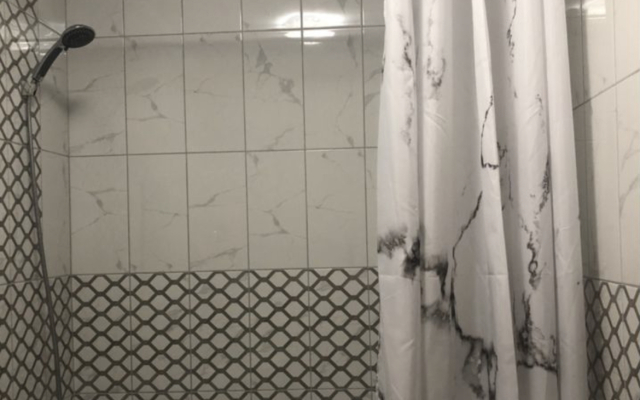 Na prospekte Vyacheslava Klykova 73 Apartments