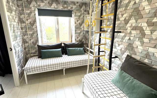 Квартира рядом с УВЗ Орджоникидзе 12