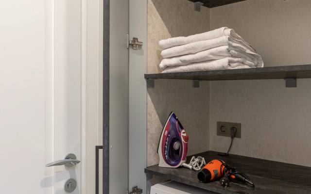 Stilnye s Vidom na Reku Apartments