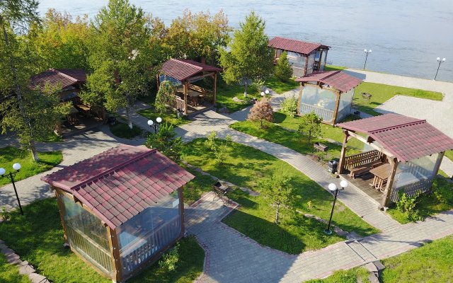 Sibirskiy Safari Club Hotel