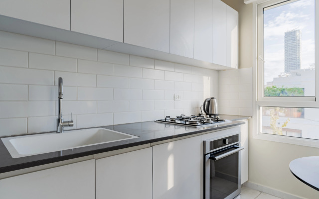 Blueground at Nahalat Bynamin ID27 Apartments
