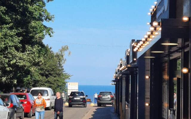 Апартаменты НА ПОБЕРЕЖЬЕ У ОЗЕРА РЯДОМ С МОРЕМ