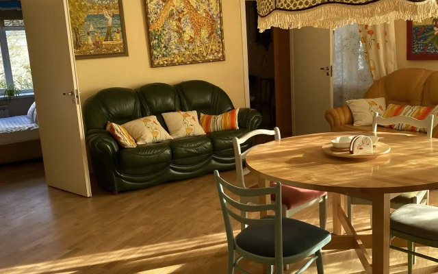 Квартира Уютная художницы