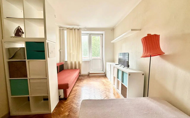 Dvukhkomnatnye U Metro Sokol Apartments