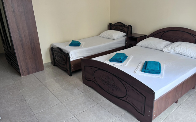Hristaki Guest House