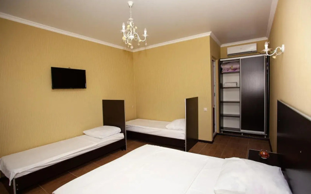 Bronau Asya Guest house