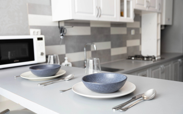 Апартаменты новые и комфортные возле красивого озера