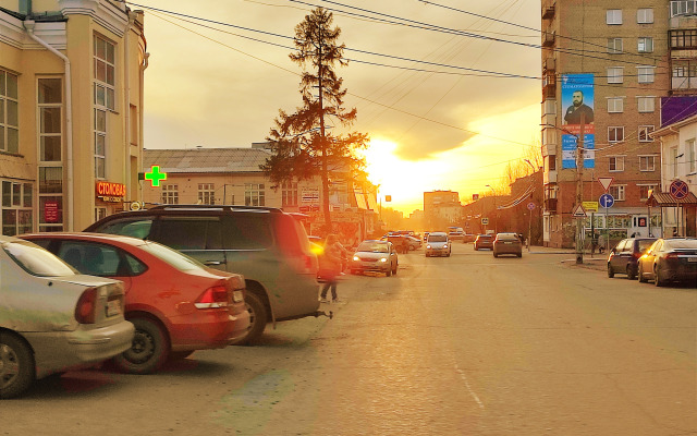 Квартира 2-комнатная в Омске на Рождественского 1В