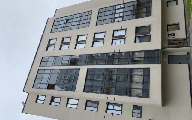 Uyutnaya Studiya V Zelyonom Rayone Apartment