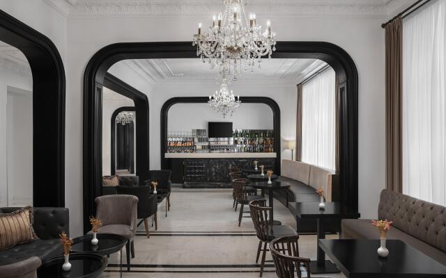 Akka Lush Taksim
