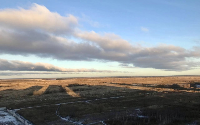 Современная комфортная квартира в спальном районе, рядом с выездом из города