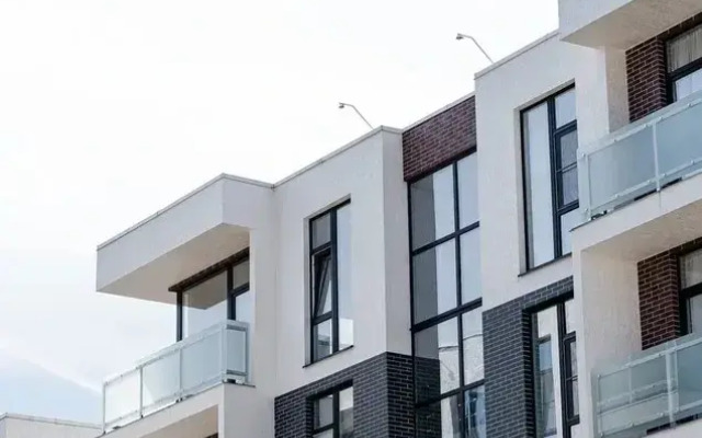 Na Ulitse Molodogvardeyskaya 2/64 Apartments