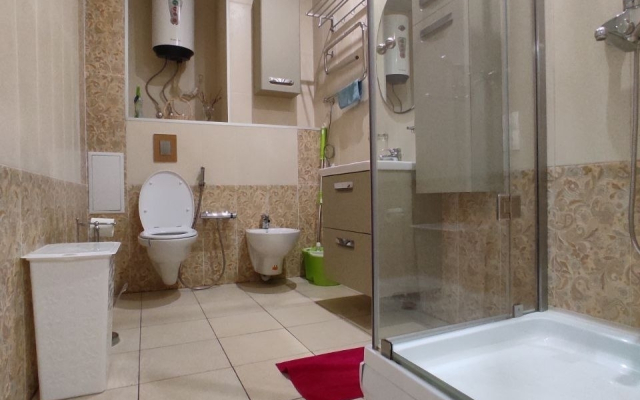 Na Dzerzhinskogo 64 Flat