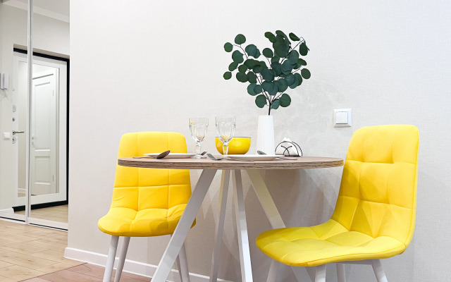 Dobrye Kvartiry S Terassoy Na Larina 45s6 Apartments