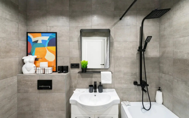 Novin House Apartments Eclecticism