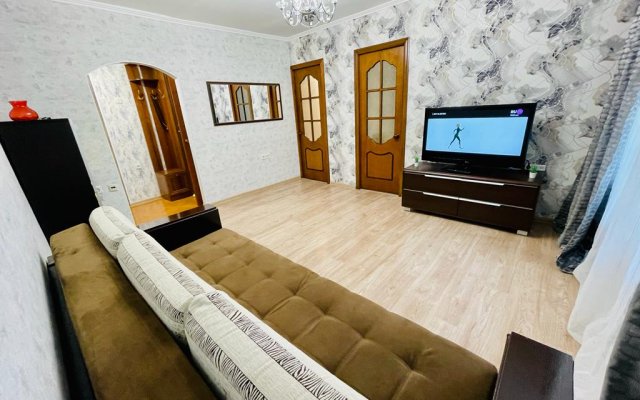 Hotelroom24 Bolshoy Kondratyevskiy 8 Flat
