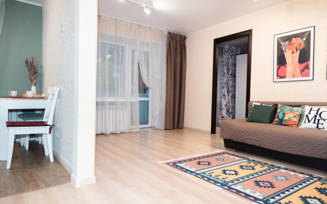 V Samom Serdtse Smolenska Flat