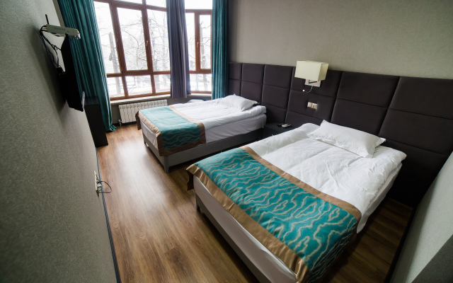Golden Hotel
