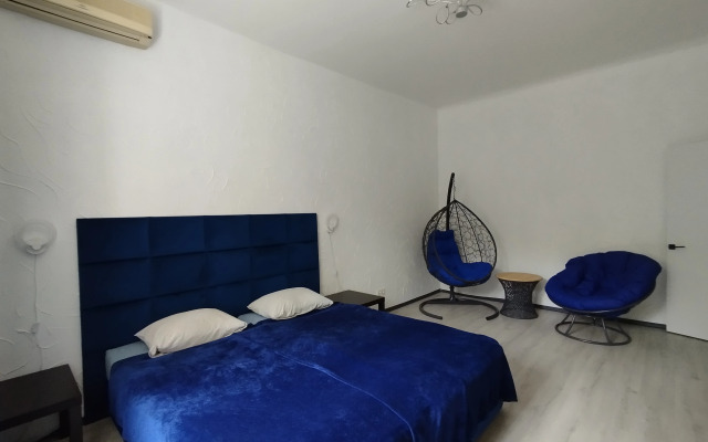 V Tsentre Yalty Flat