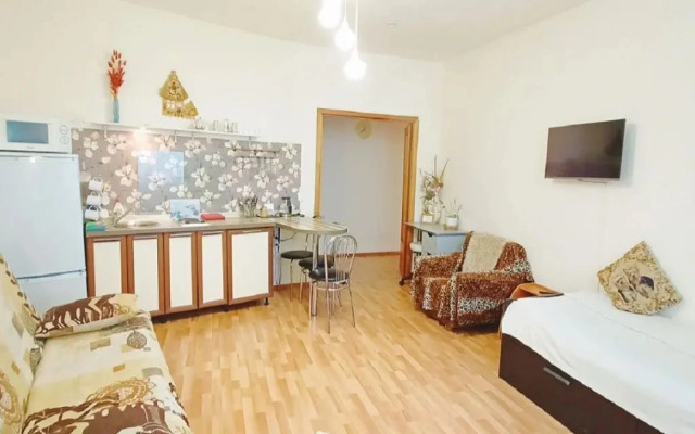 Квартира Гостевая Алеся на Малышева 4Б 5