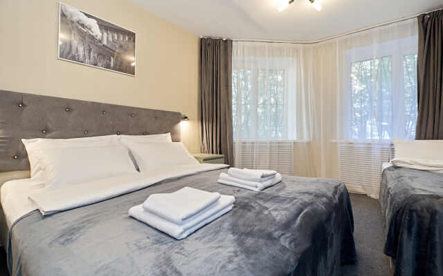 U Semi Mostov Hotel