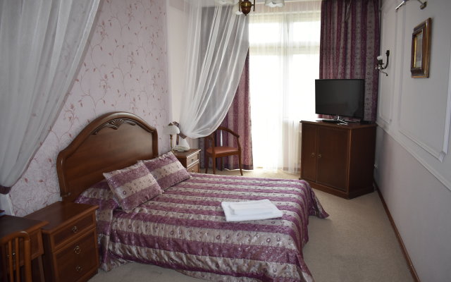 Rostoshi Hotel