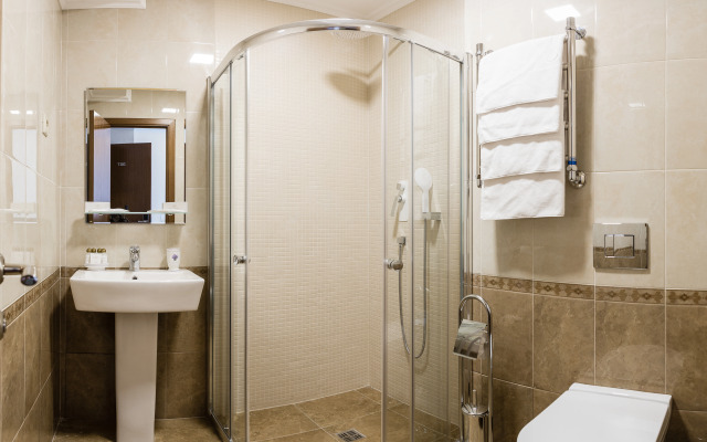 Vishnyovyij Sad Hotel