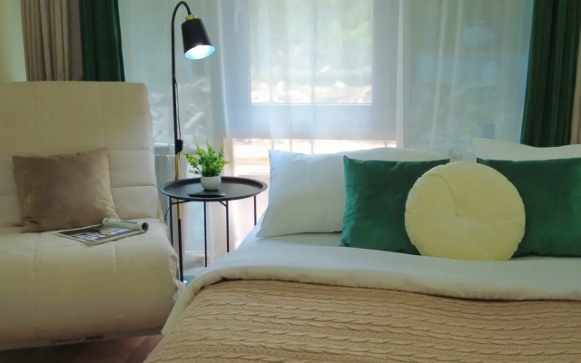Apartments Queenstay Tropikana Na Voykovskoy