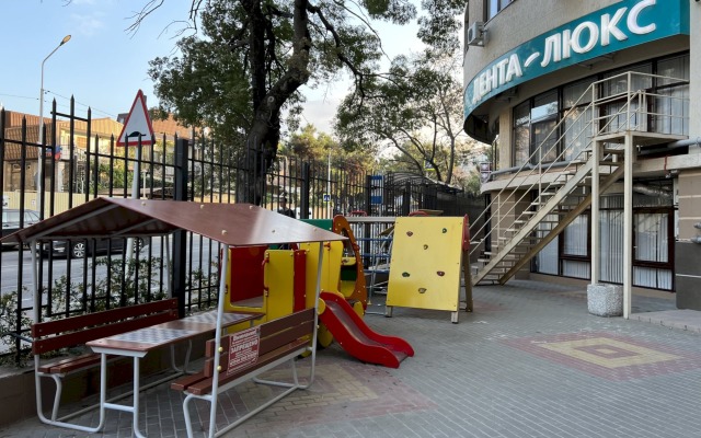 392 Primorskaya 1 Apartments
