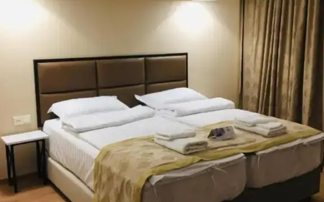 Garden Lounge Hotel