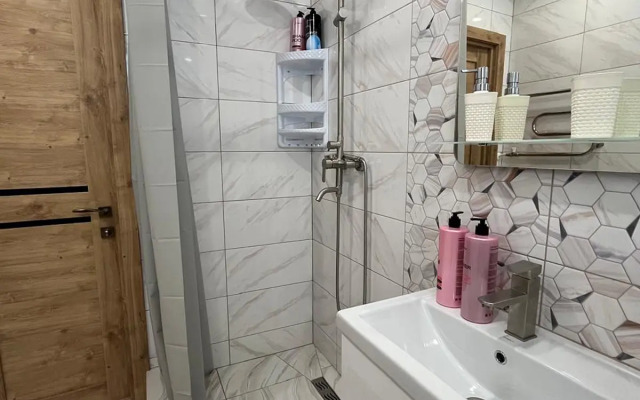 Апартаменты №7 Двухуровневый люкс, 2 линия, боковой вид на море (7чел)