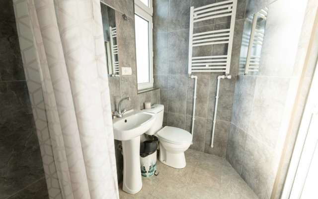 Anna's Guest House Gori Guest House