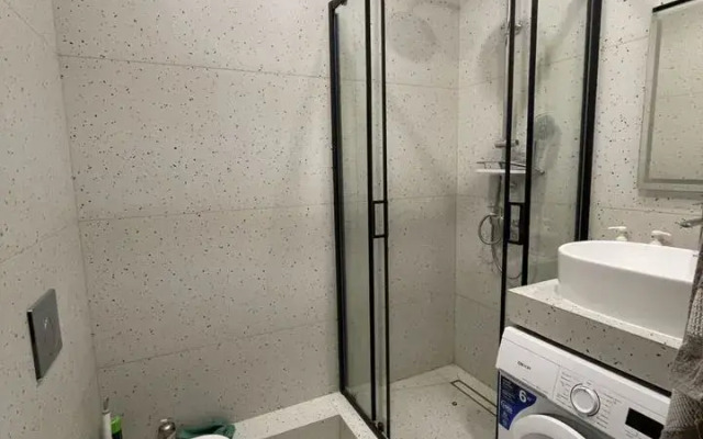 Uyutnaya v Zhk Biznes-Klassa Alleya Park Flat
